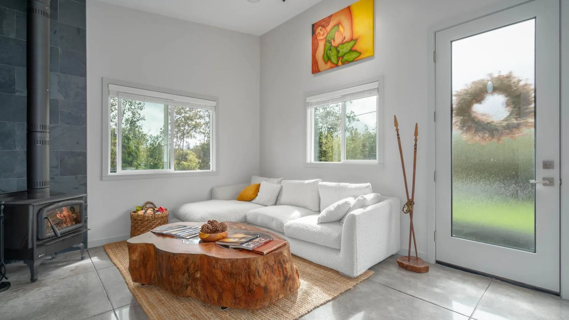 5-Star Luxury Sauna-Spa Retreat Near Volcano Nat'L 0*,  USA